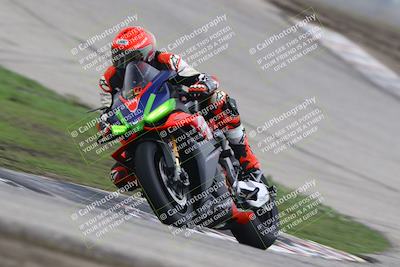 media/Nov-29-2025-TrackDaz (Sat) [[10ae2d9bce]]/A Group/Session 3 (Outside Grapevine)/